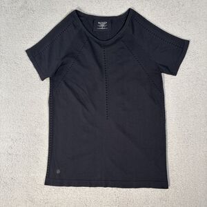 Athleta Foothill T Shirt Women’s Size S Black Vented Workout Outdoors Yoga Basic